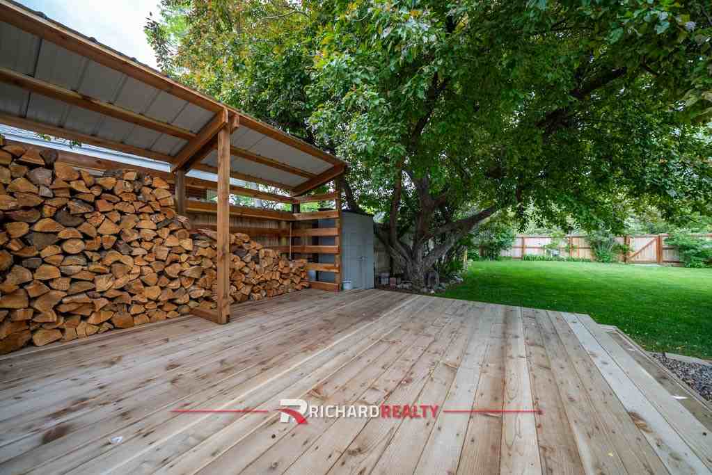 601 19th St #1 - Photo 4 of 4