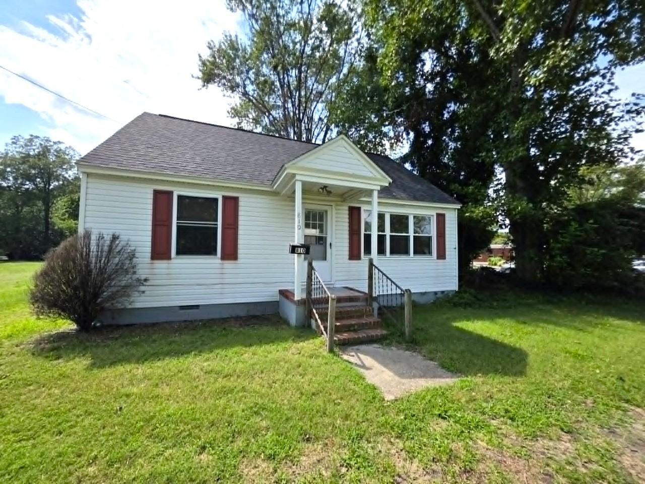810 Snow Hill Rd #1 - Photo 3 of 18