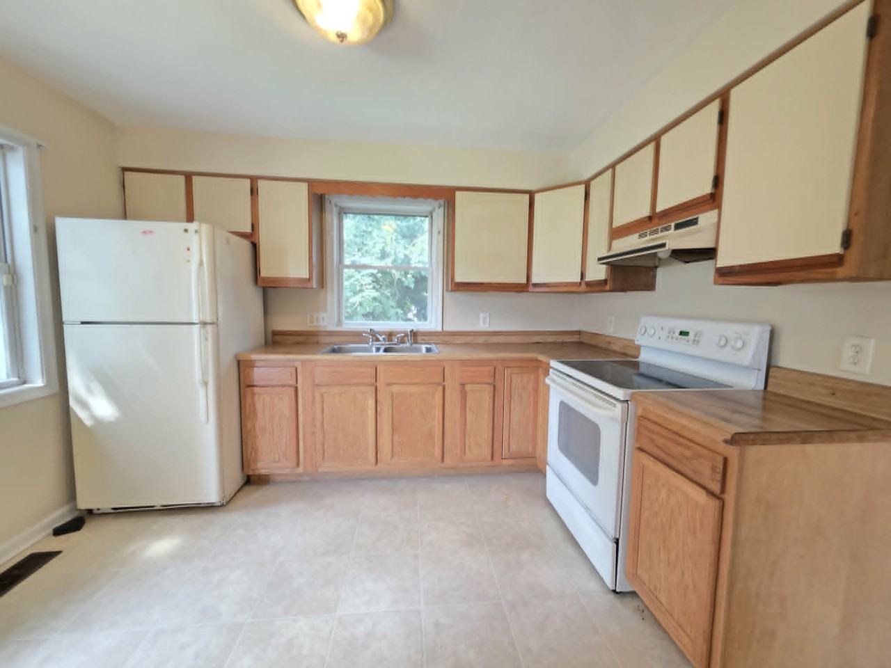 810 Snow Hill Rd #1 - Photo 7 of 18
