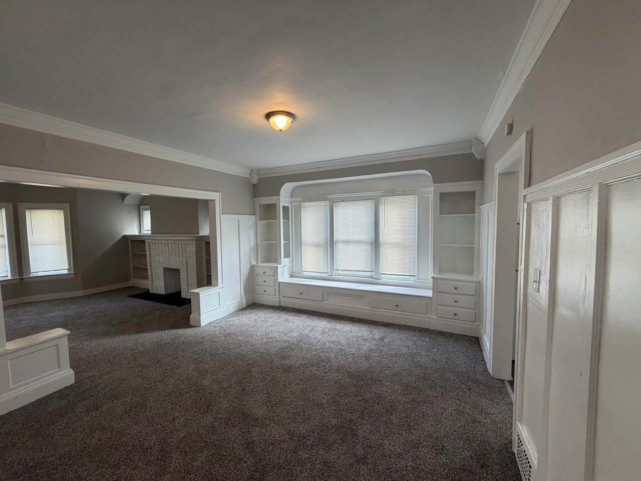 3346 E 134th St - Photo 4 of 16