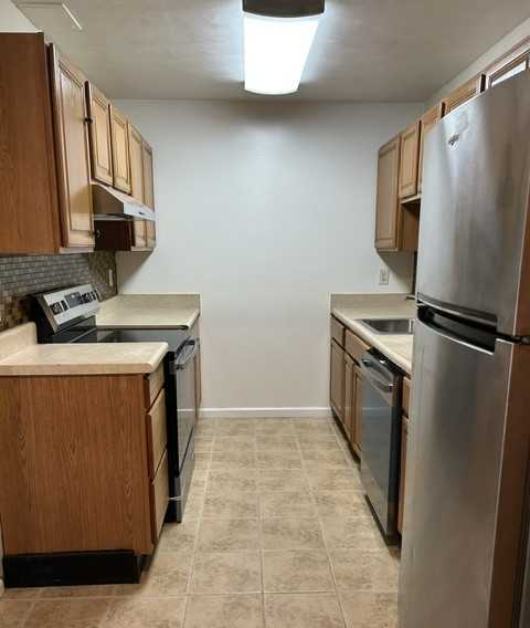Hanson Ave #6 - Photo 2 of 9