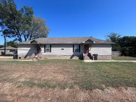 featured image of 2414 Boydston St #B