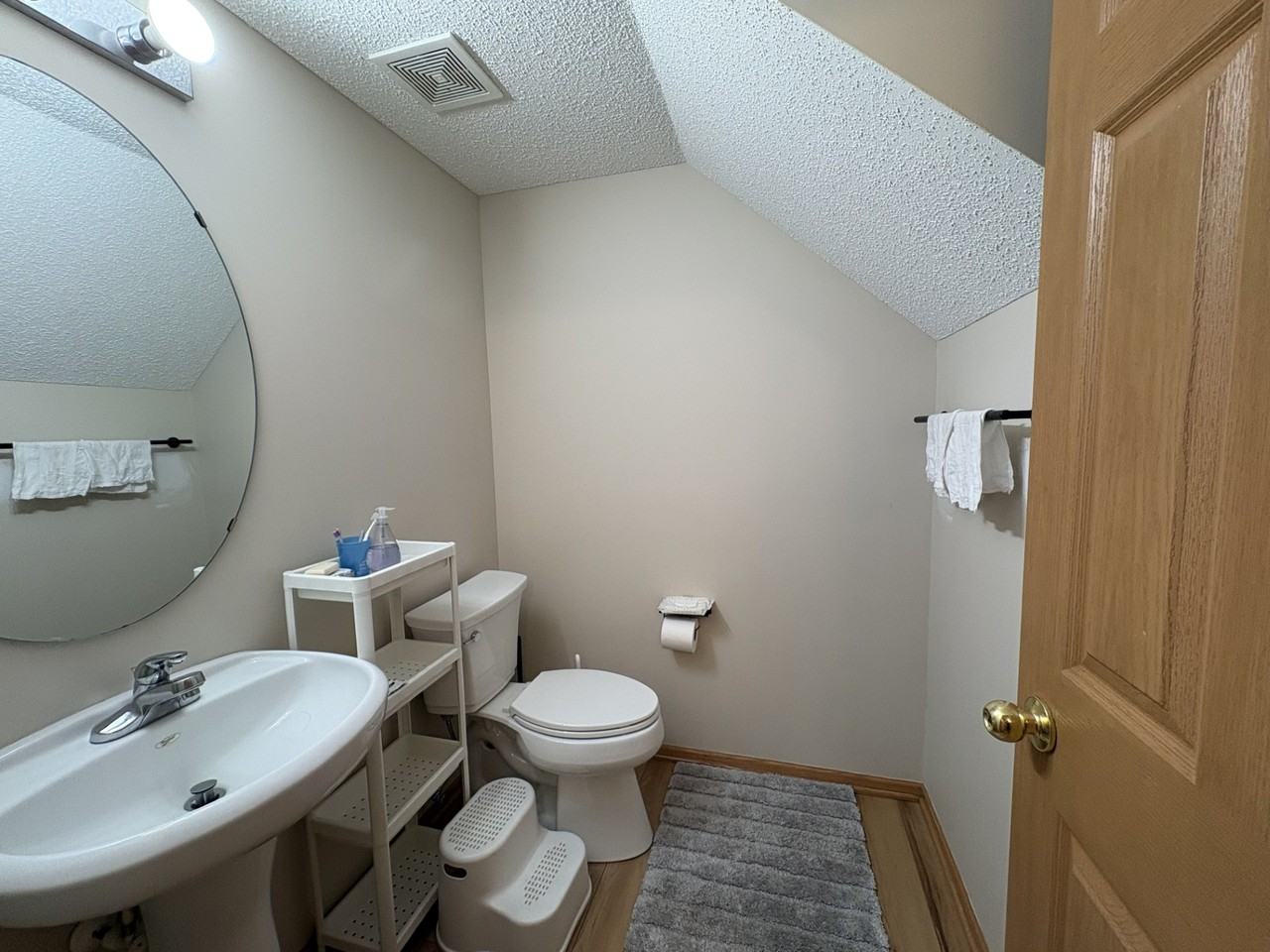 714 Maple Hills Dr #C - Photo 7 of 17