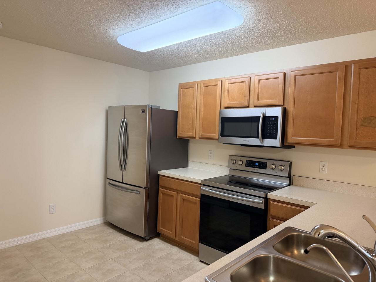4215 Winding River Way - Photo 5 of 19