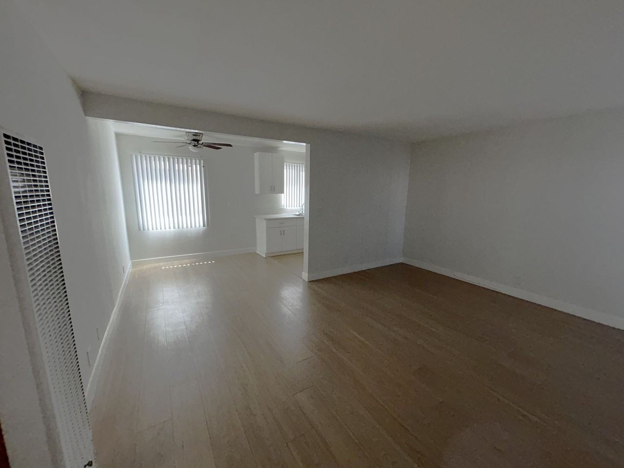 803 Crenshaw Blvd #005 - Photo 3 of 20