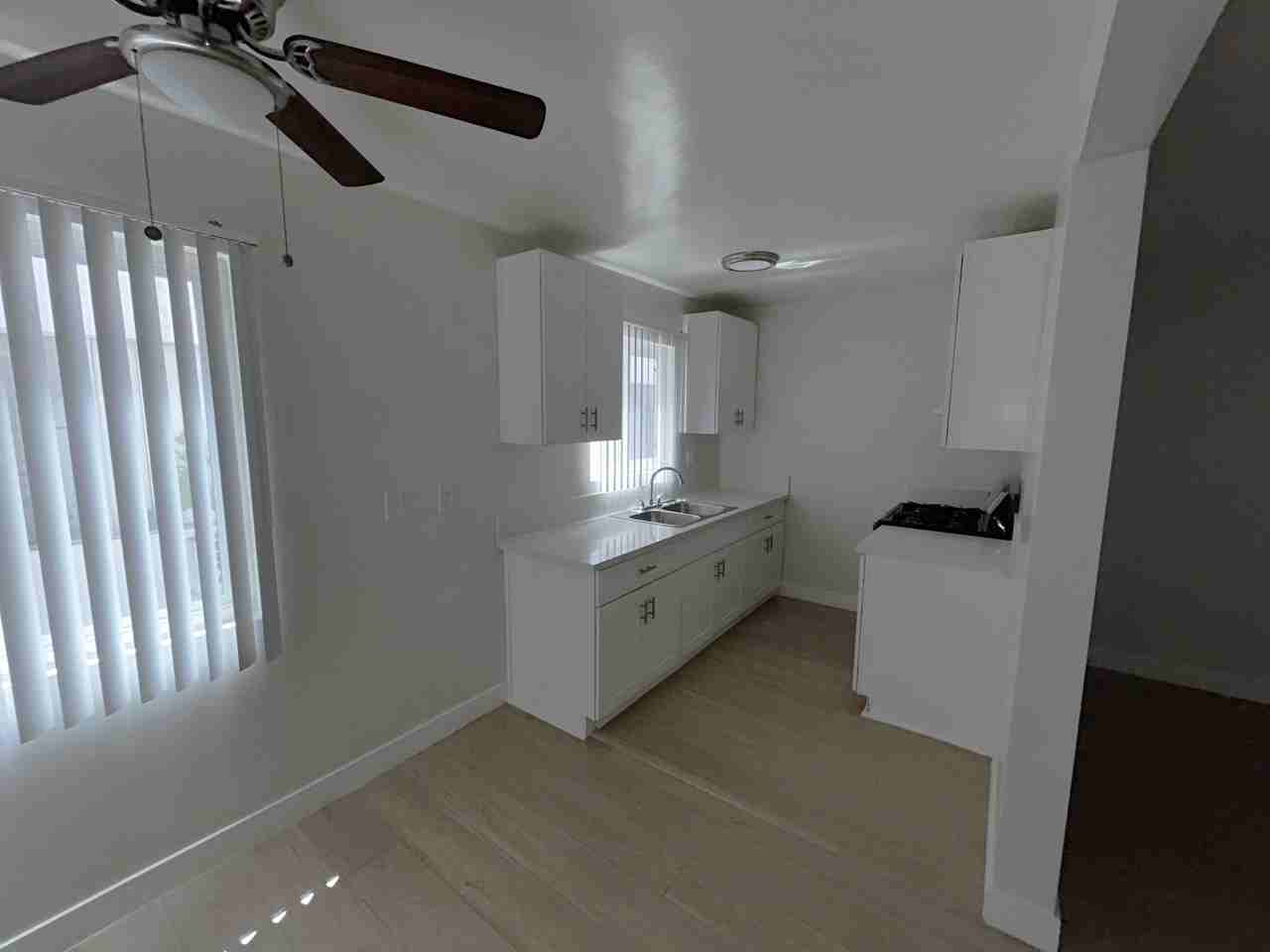 803 Crenshaw Blvd #005 - Photo 7 of 20