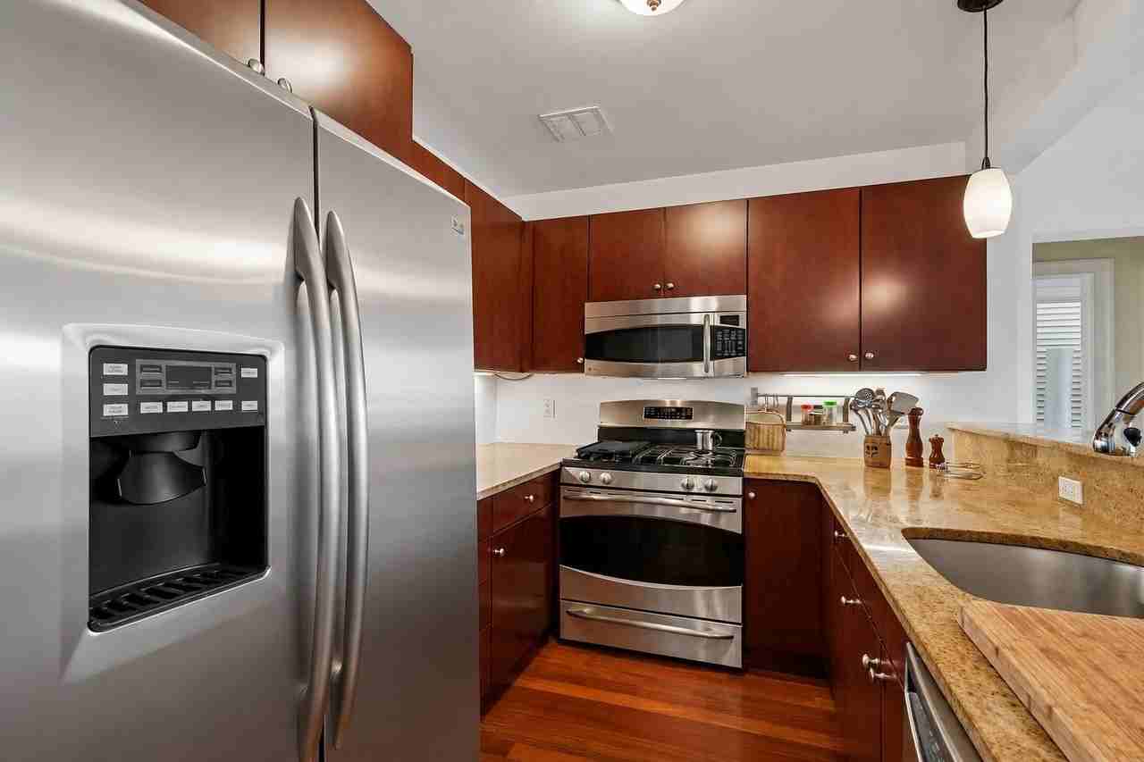 34-40 48th St - Photo 2 of 4