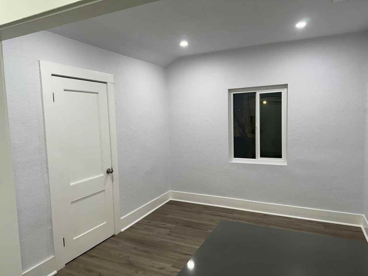 9509 Stephens St - Photo 4 of 20