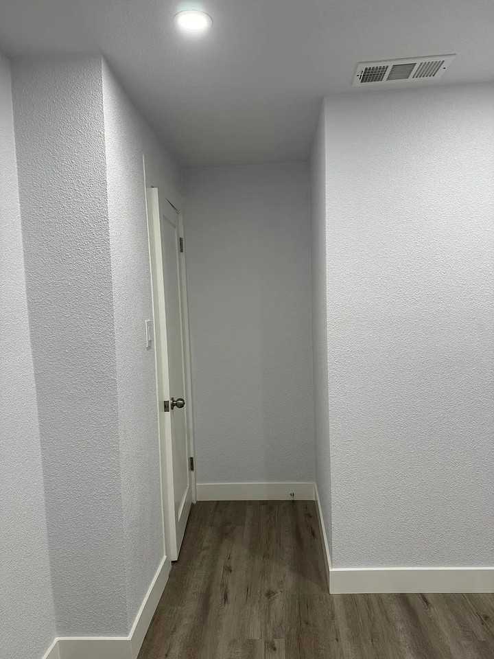 9509 Stephens St - Photo 5 of 20
