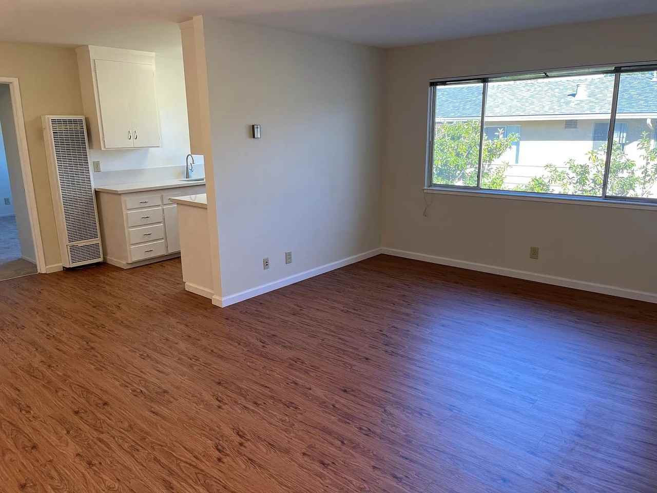 551 Ortega Ave - Photo 4 of 9