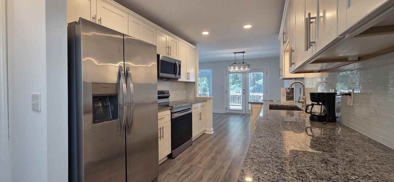 5703 Willowbrook Dr - Photo 6 of 16