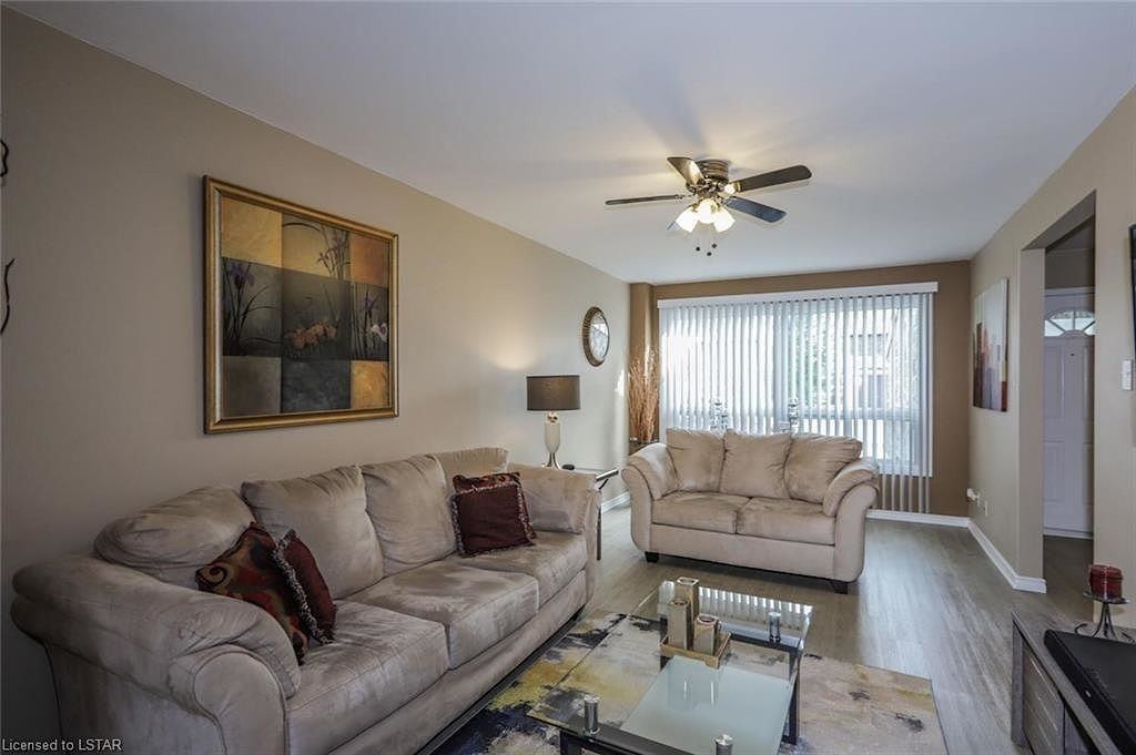 1460 Fairfax Court Townhouses - Photo 4 of 14