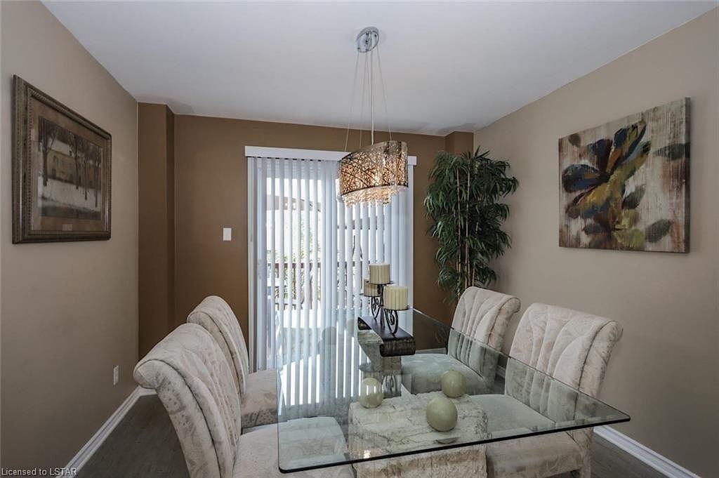 1460 Fairfax Court Townhouses - Photo 7 of 14