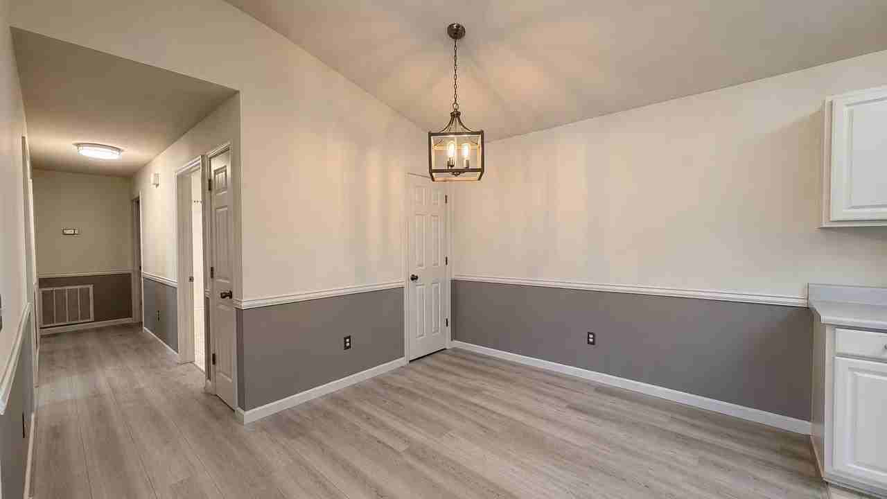 907 Pelham Square Way #1 - Photo 7 of 13