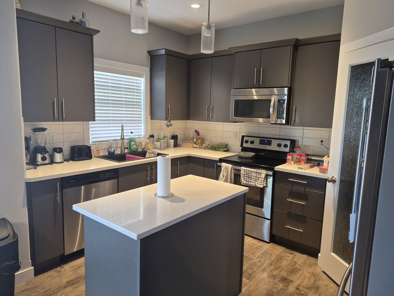 105 Hinshaw Dr - Photo 3 of 8