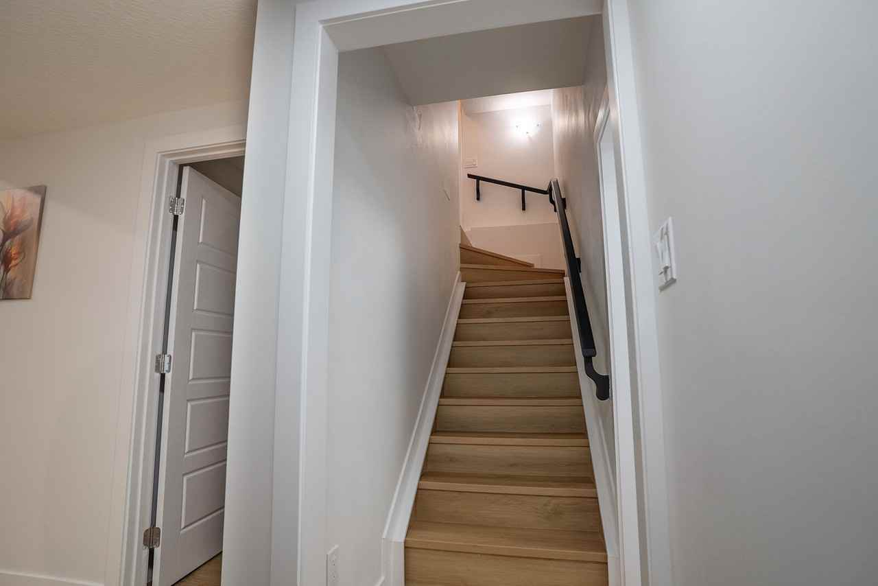 2410 Ashcraft Cres Sw - Photo 5 of 11