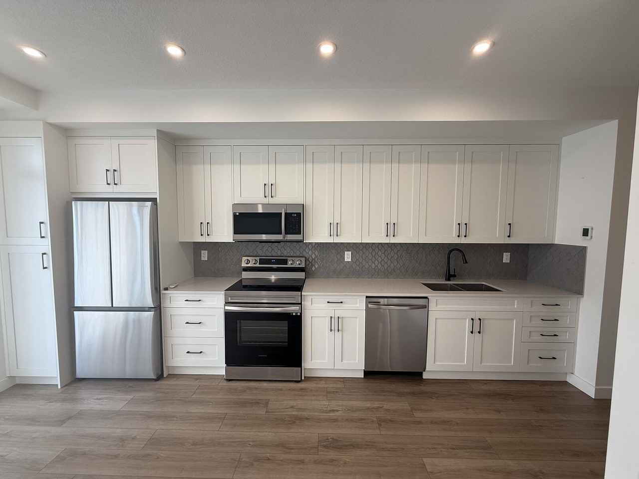 40 2-40 Sage Hill Walk Nw - Photo 2 of 7