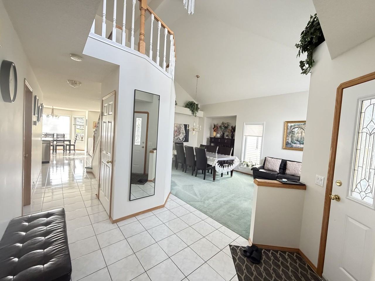 130 Douglasview Rise Se - Photo 4 of 13