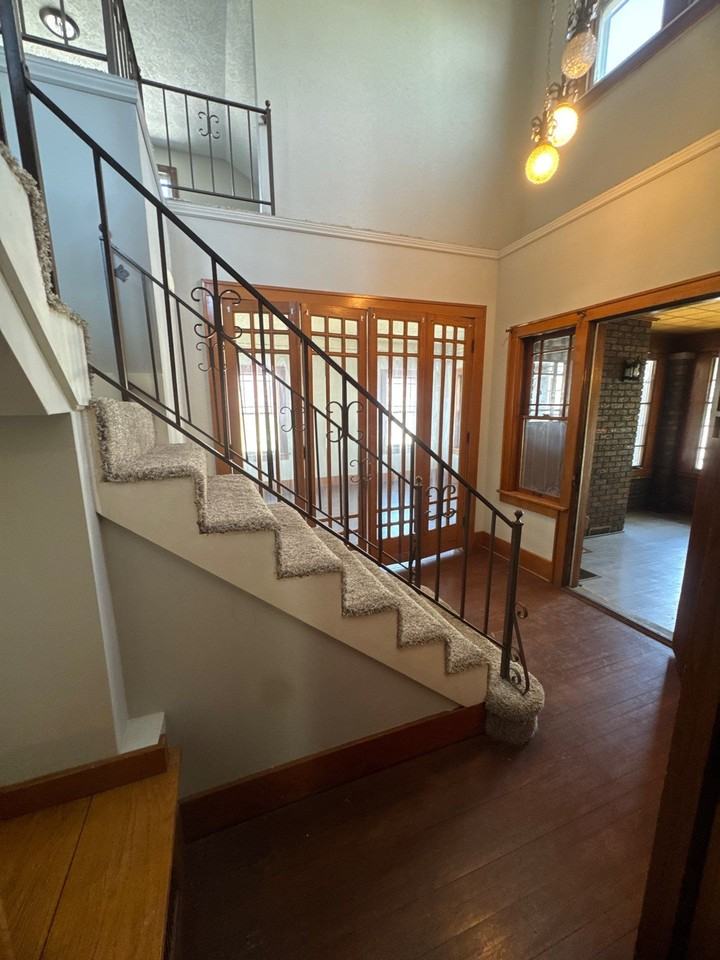 2887 Mary St #1 - Photo 3 of 22