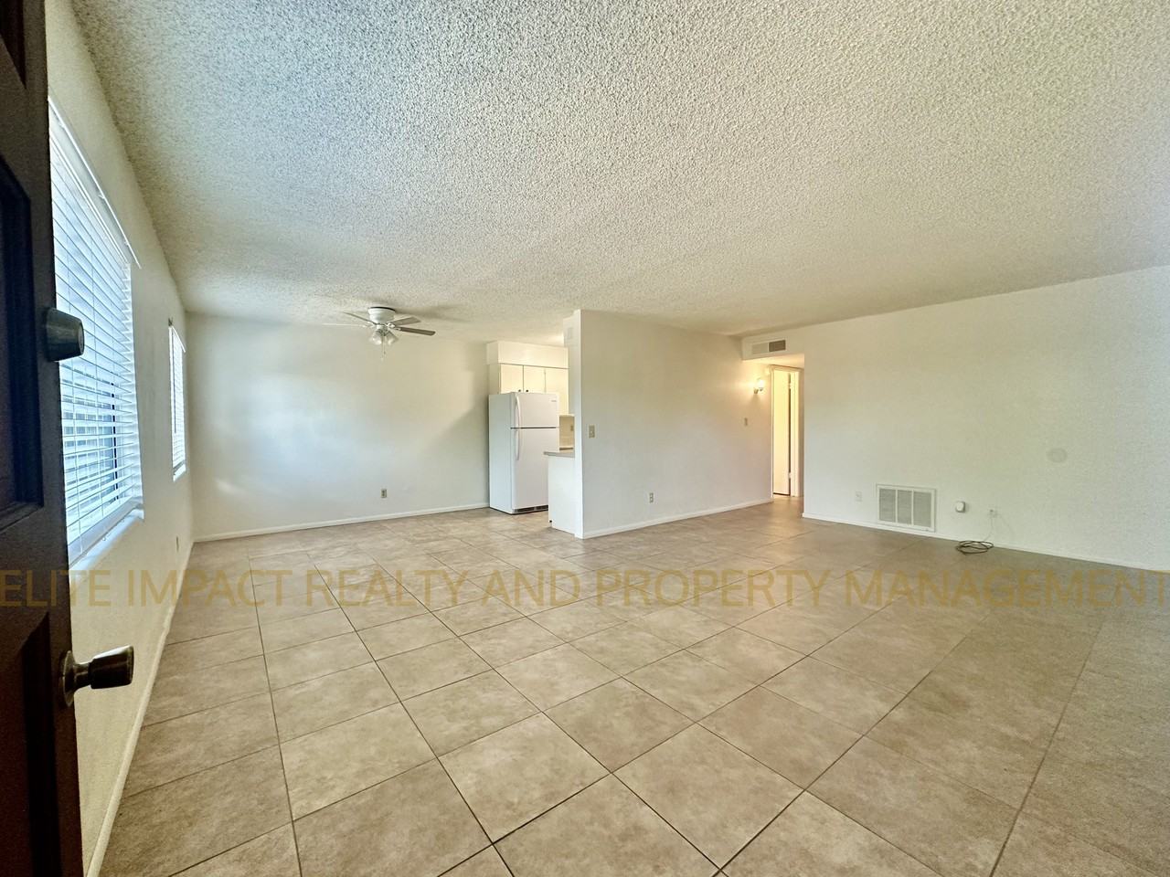 810 S Kolb Rd #27 - Photo 3 of 24