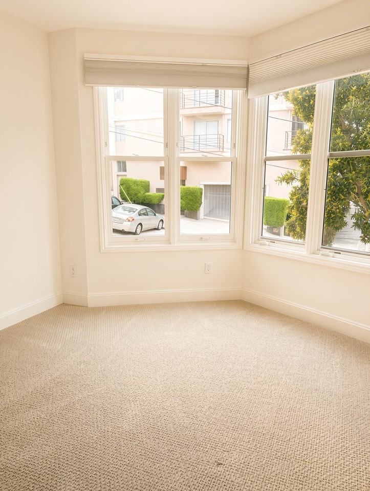 1438 Filbert St #101 - Photo 3 of 12