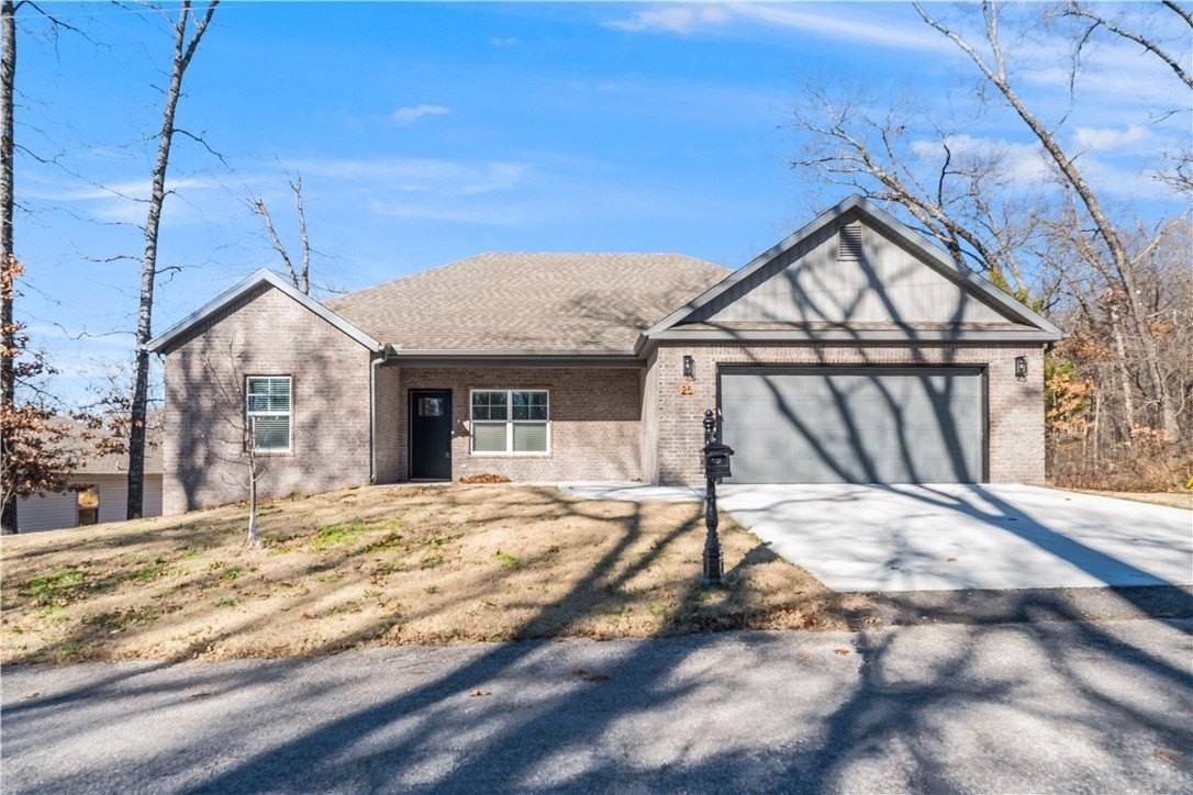 25 Gainsford Dr - Photo 2 of 21