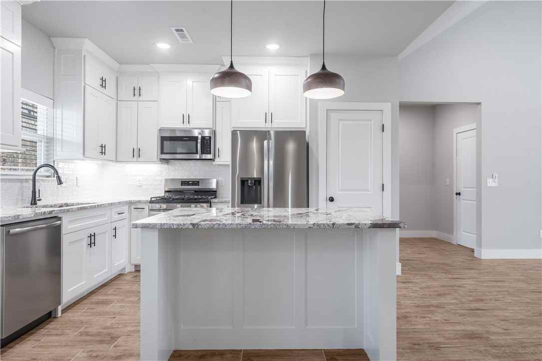 25 Gainsford Dr - Photo 6 of 21