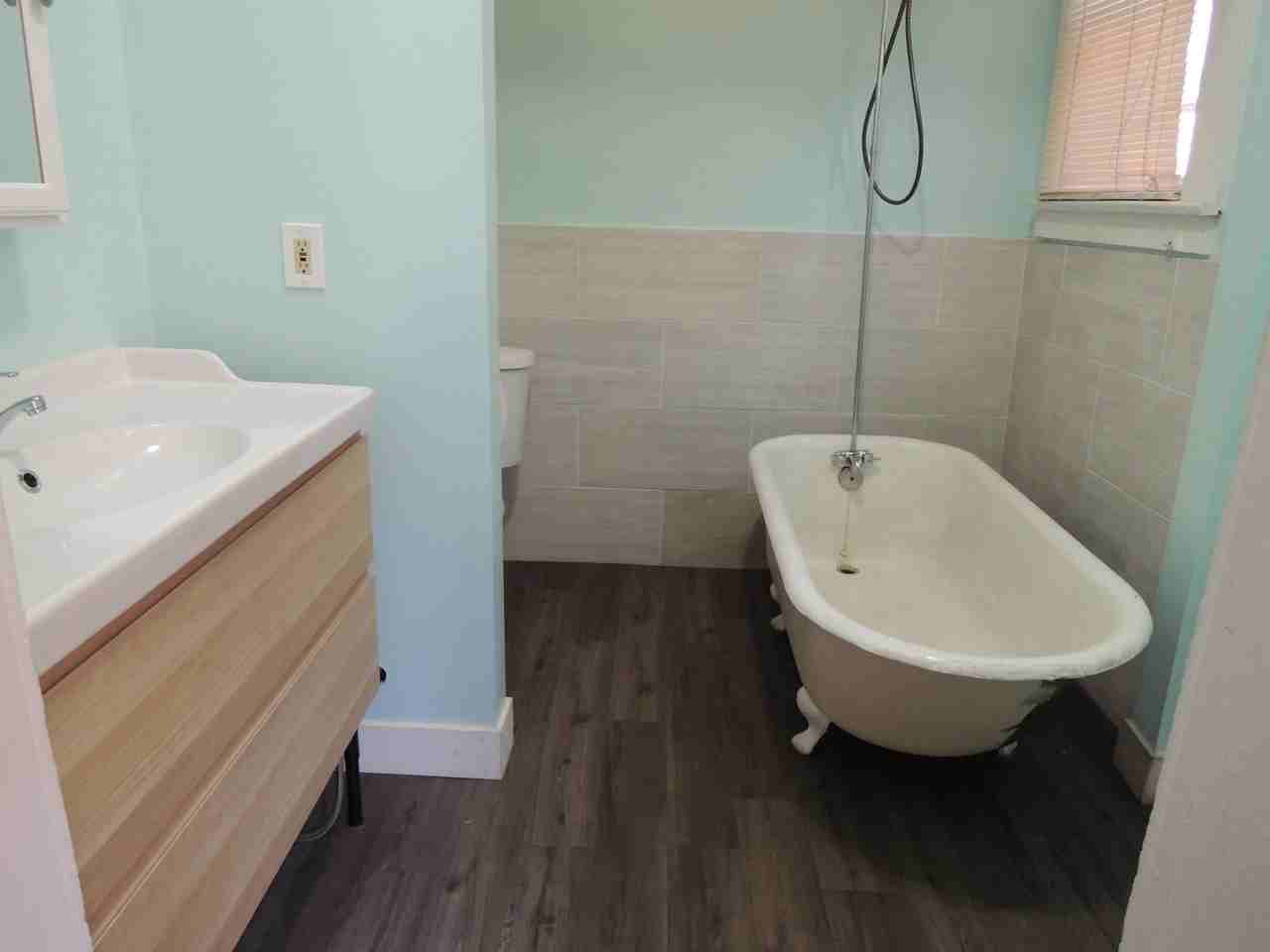 68 N Lincoln St #2 - Photo 5 of 9
