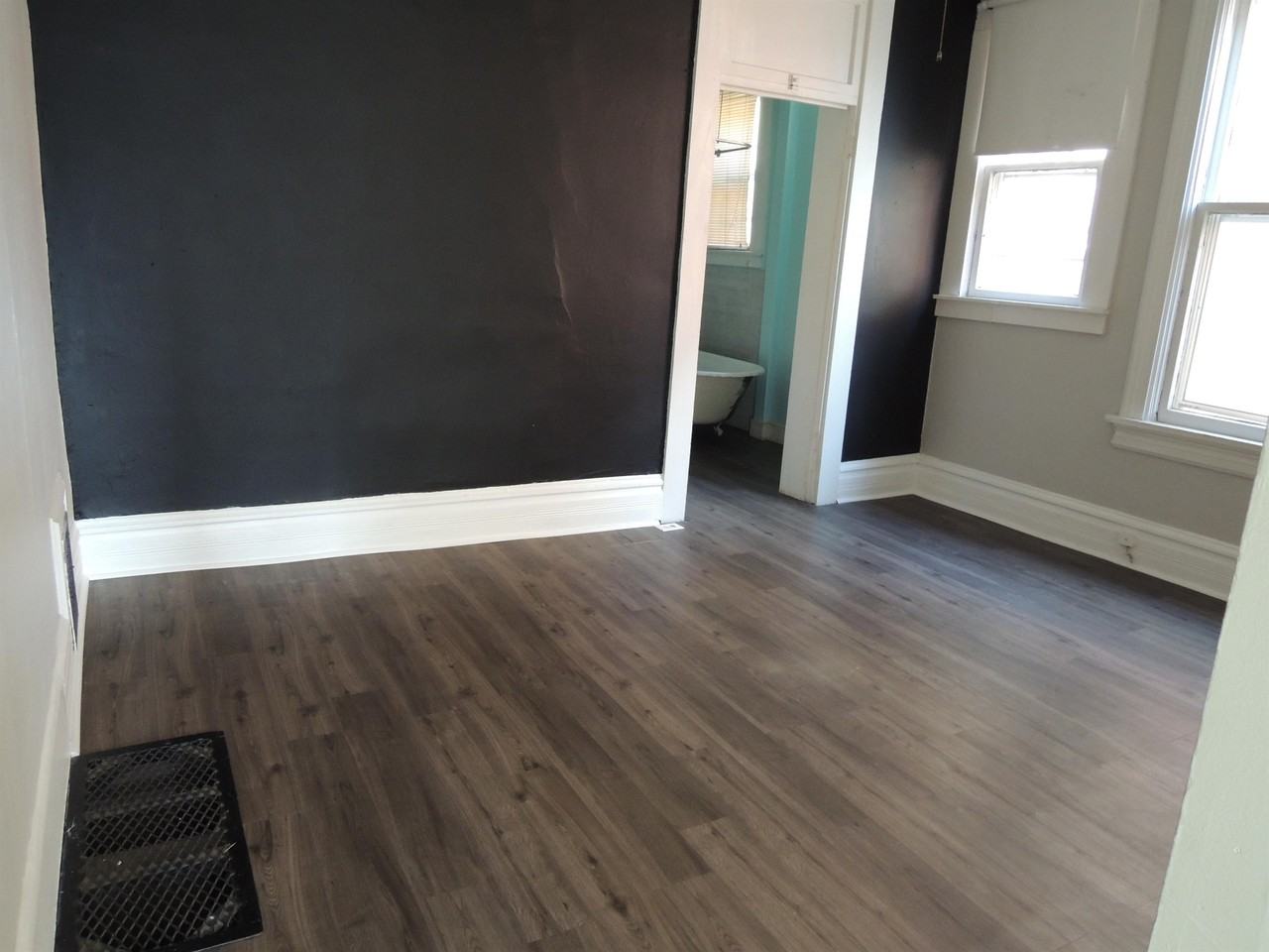68 N Lincoln St #2 - Photo 7 of 9
