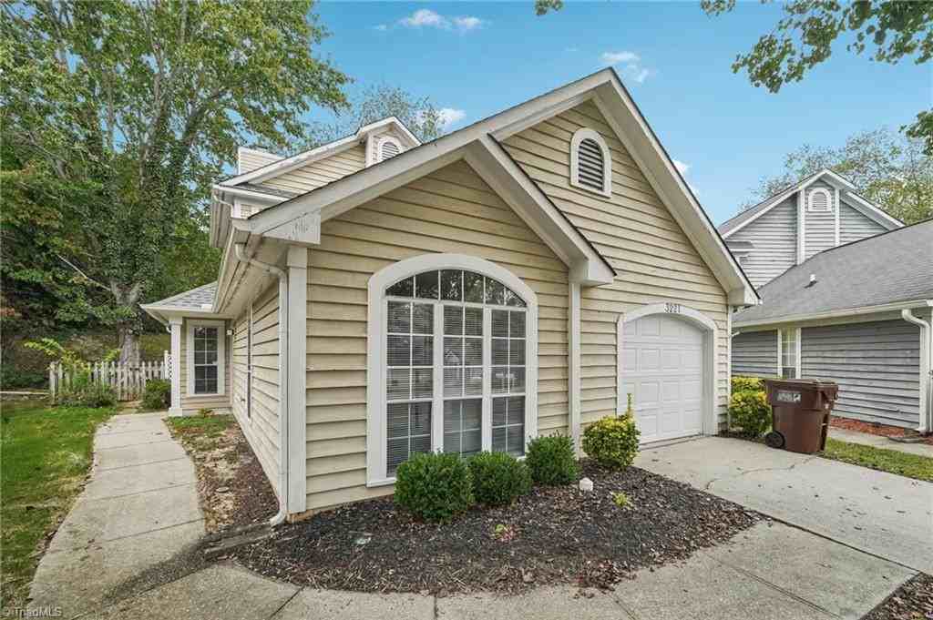 3221 Pipers Way - Photo 3 of 18