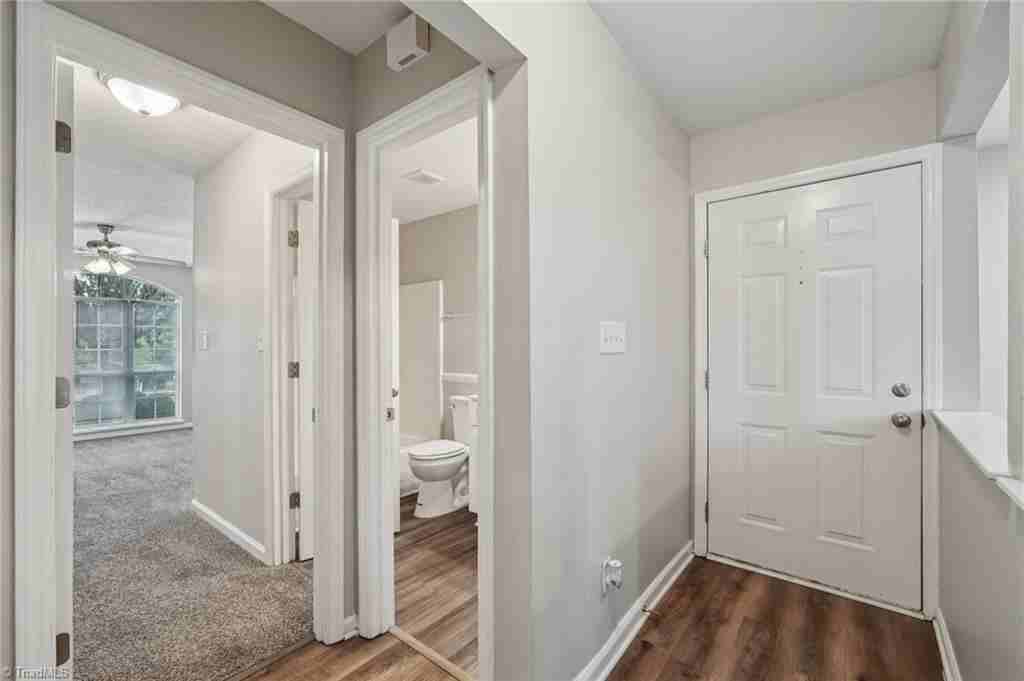 3221 Pipers Way - Photo 5 of 18