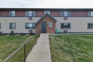 featured image of 102 Sunset Ln ##10