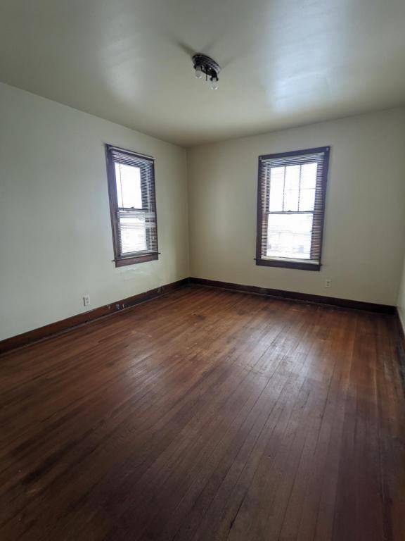 122 W Markland Ave #3 - Photo 2 of 6