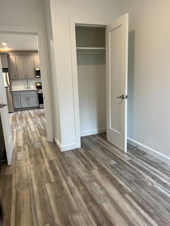 20 Porach St - Photo 6 of 10