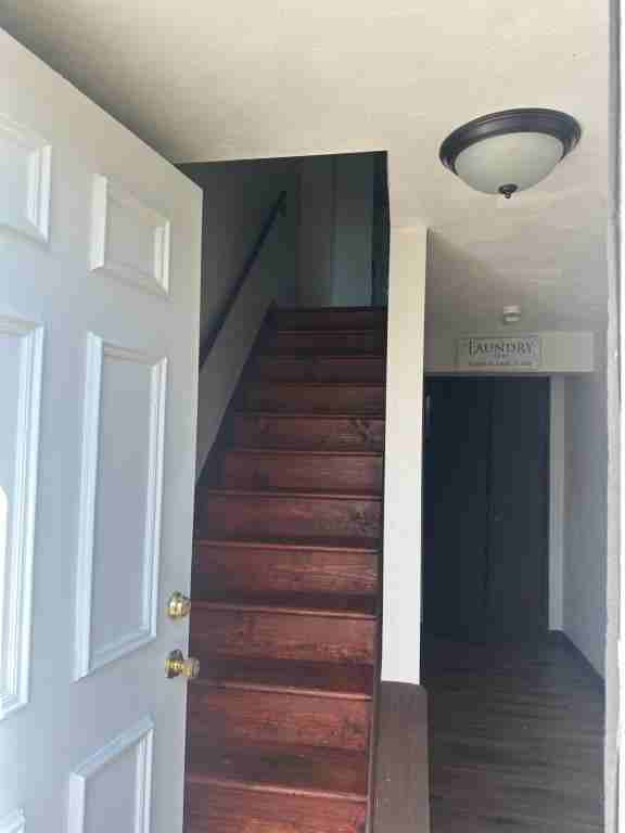 2025 Denning Way - Photo 7 of 16