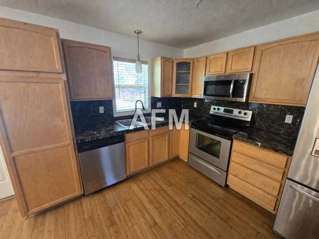 207 Cedar Park Cir - Photo 5 of 15