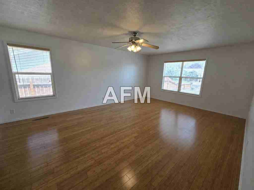 207 Cedar Park Cir - Photo 6 of 15