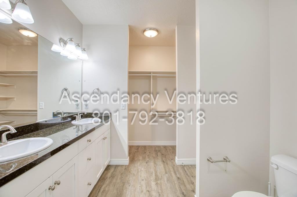 3871 S 1630 W - Photo 6 of 20