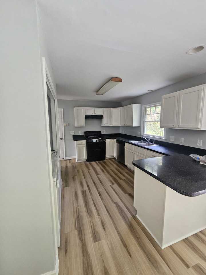 29861 Standish St #1 - Photo 5 of 15