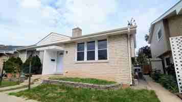 featured image of 382 Dover Dr #1