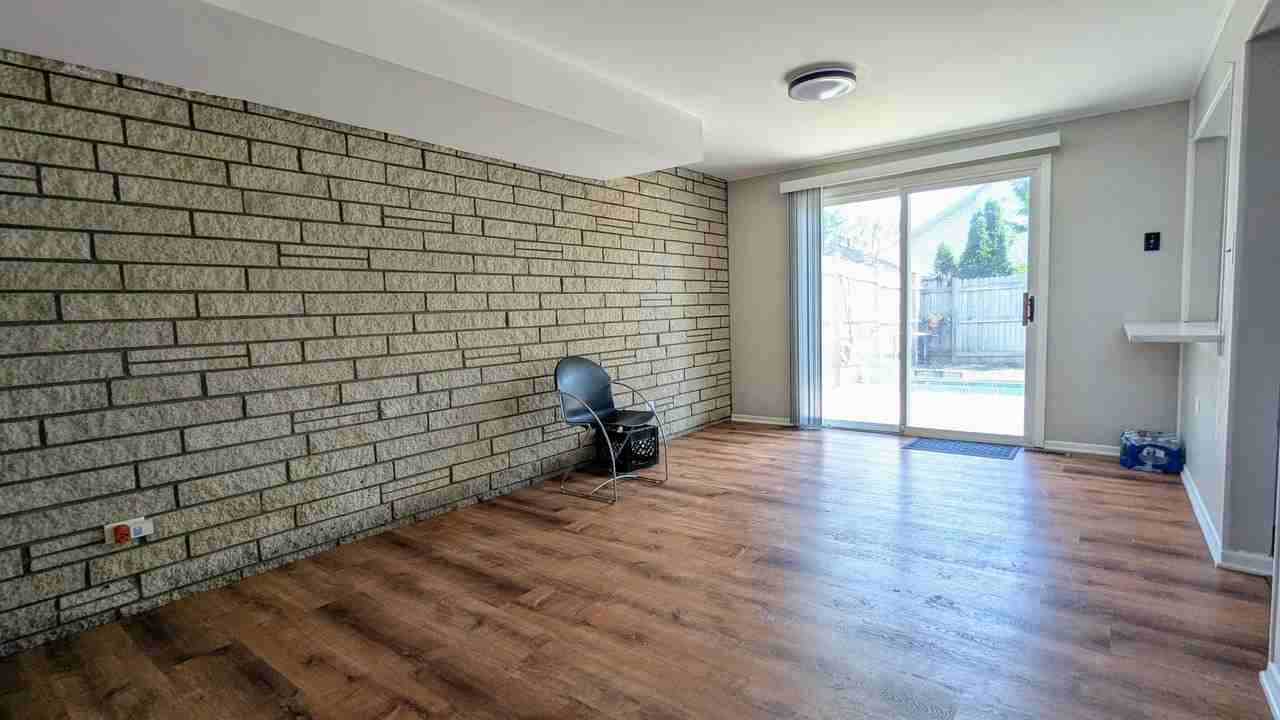 382 Dover Dr #1 - Photo 5 of 15
