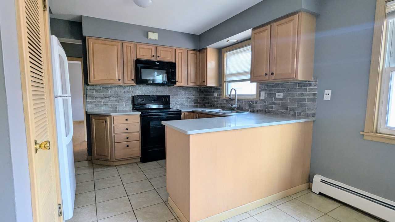 6920 N Rosemary Ln Apt 2e #2E - Photo 6 of 11