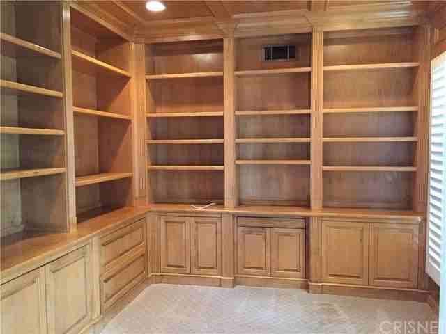 3428 Malaga Ct - Photo 3 of 25