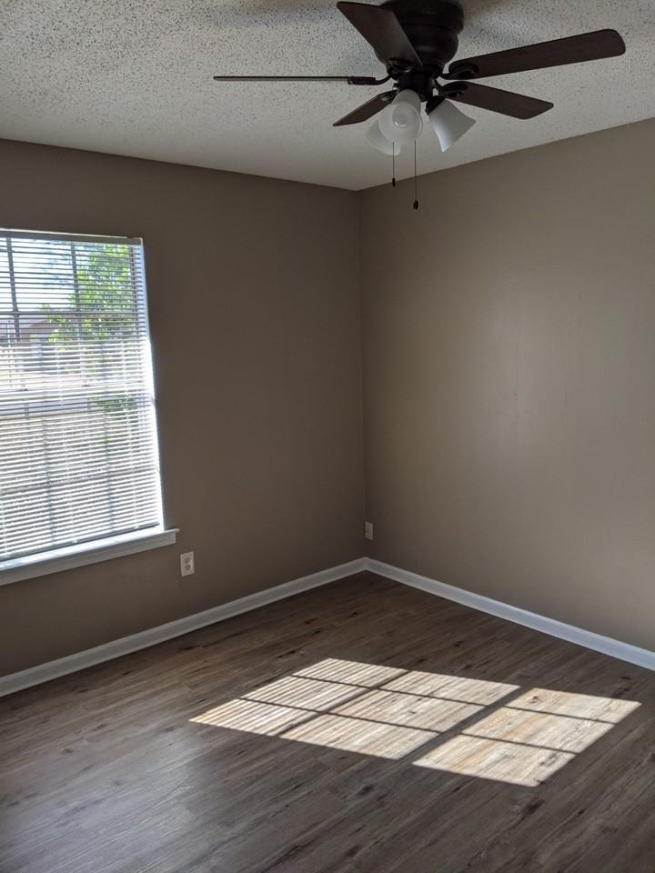2203 Glen Haven Dr #1 - Photo 7 of 14