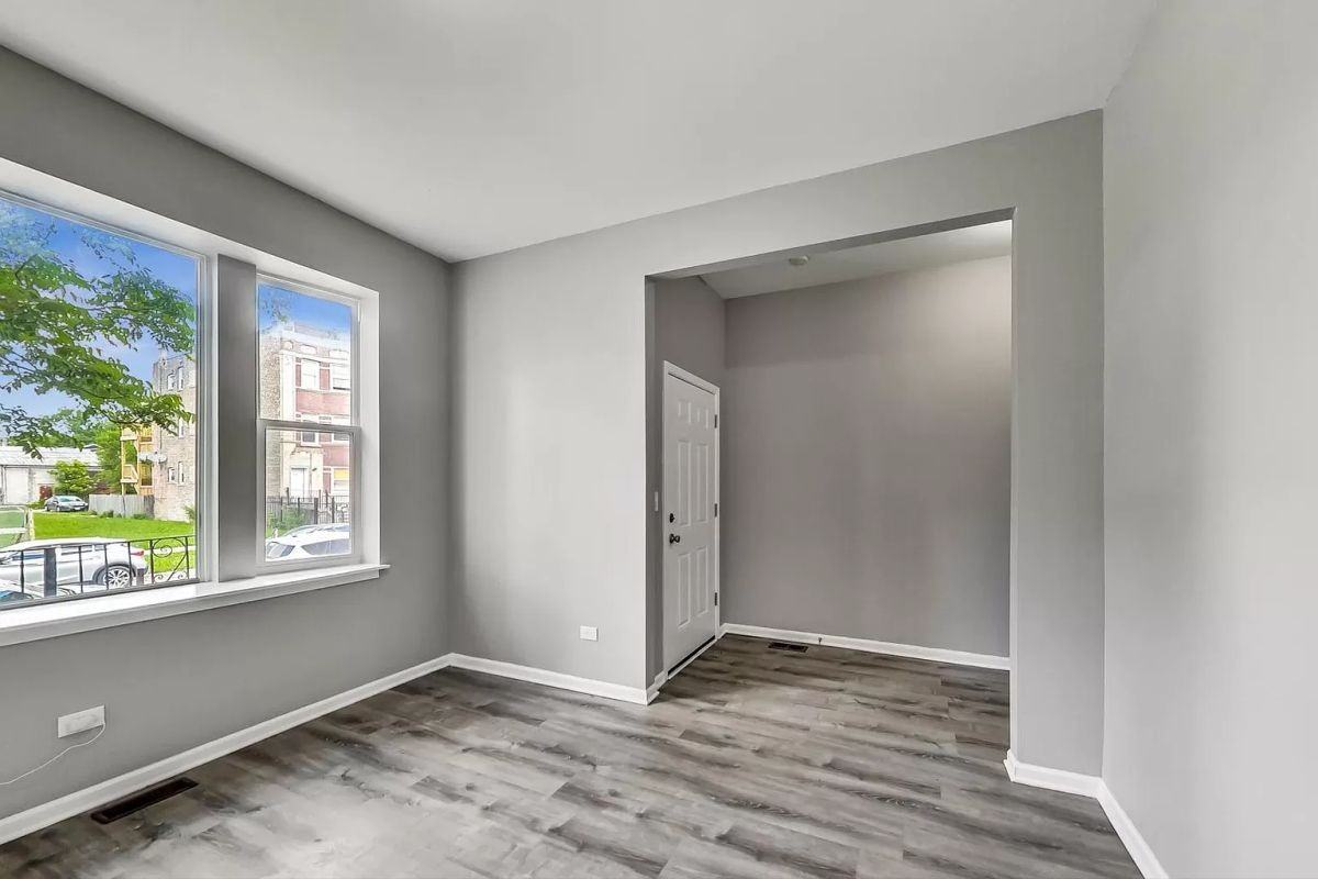 3829 W Maypole Ave - Photo 2 of 25