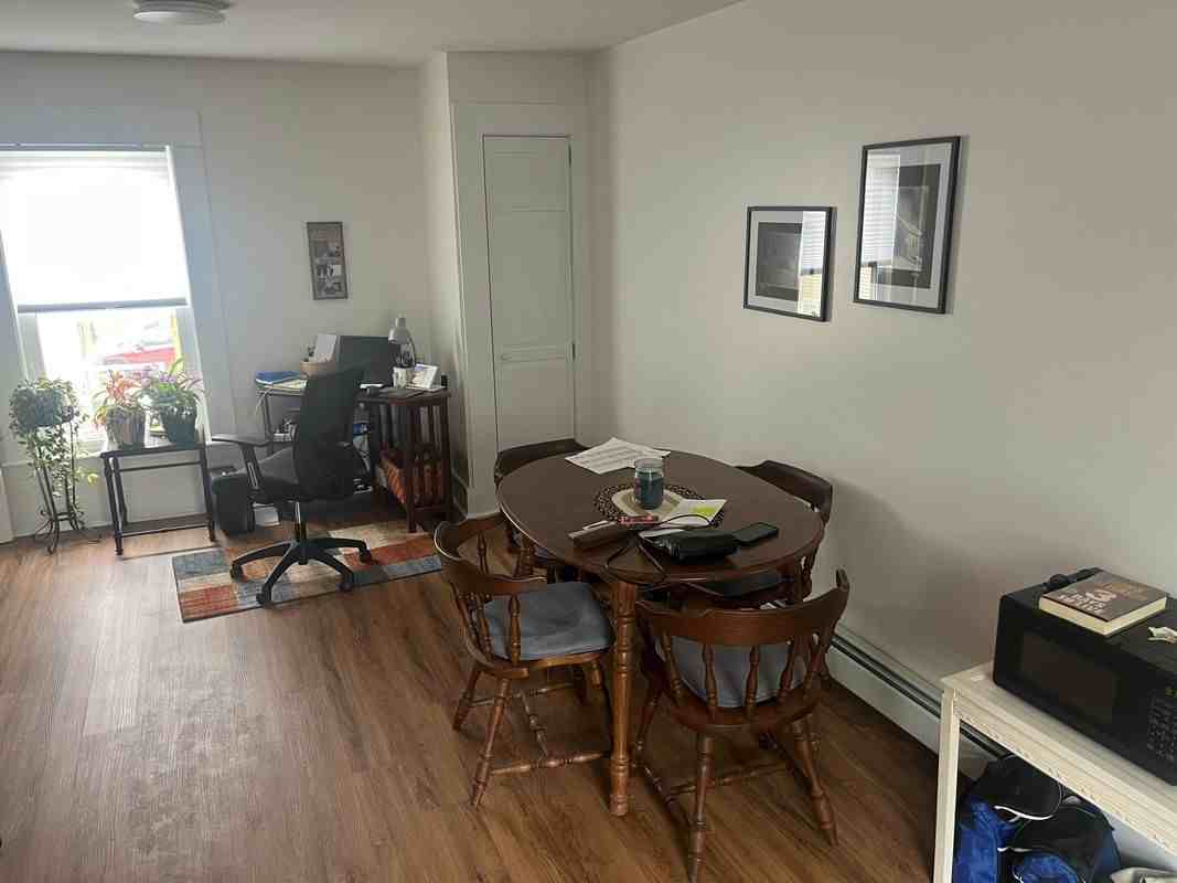 281 Main St ##1 - Photo 5 of 8