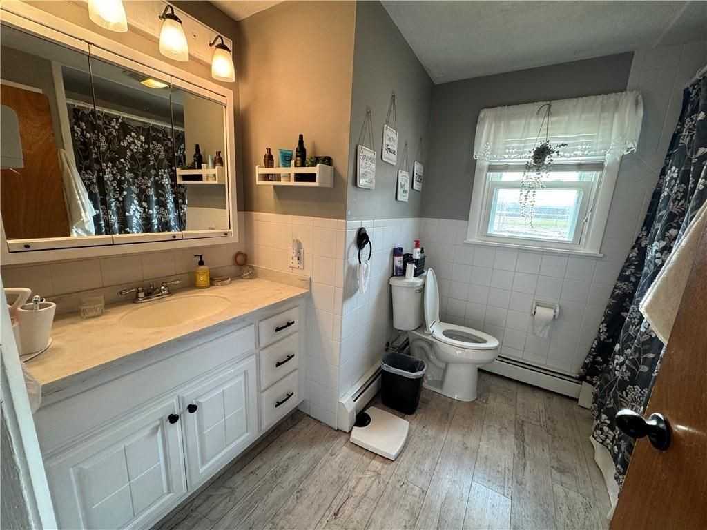 73 Armory Dr - Photo 3 of 15