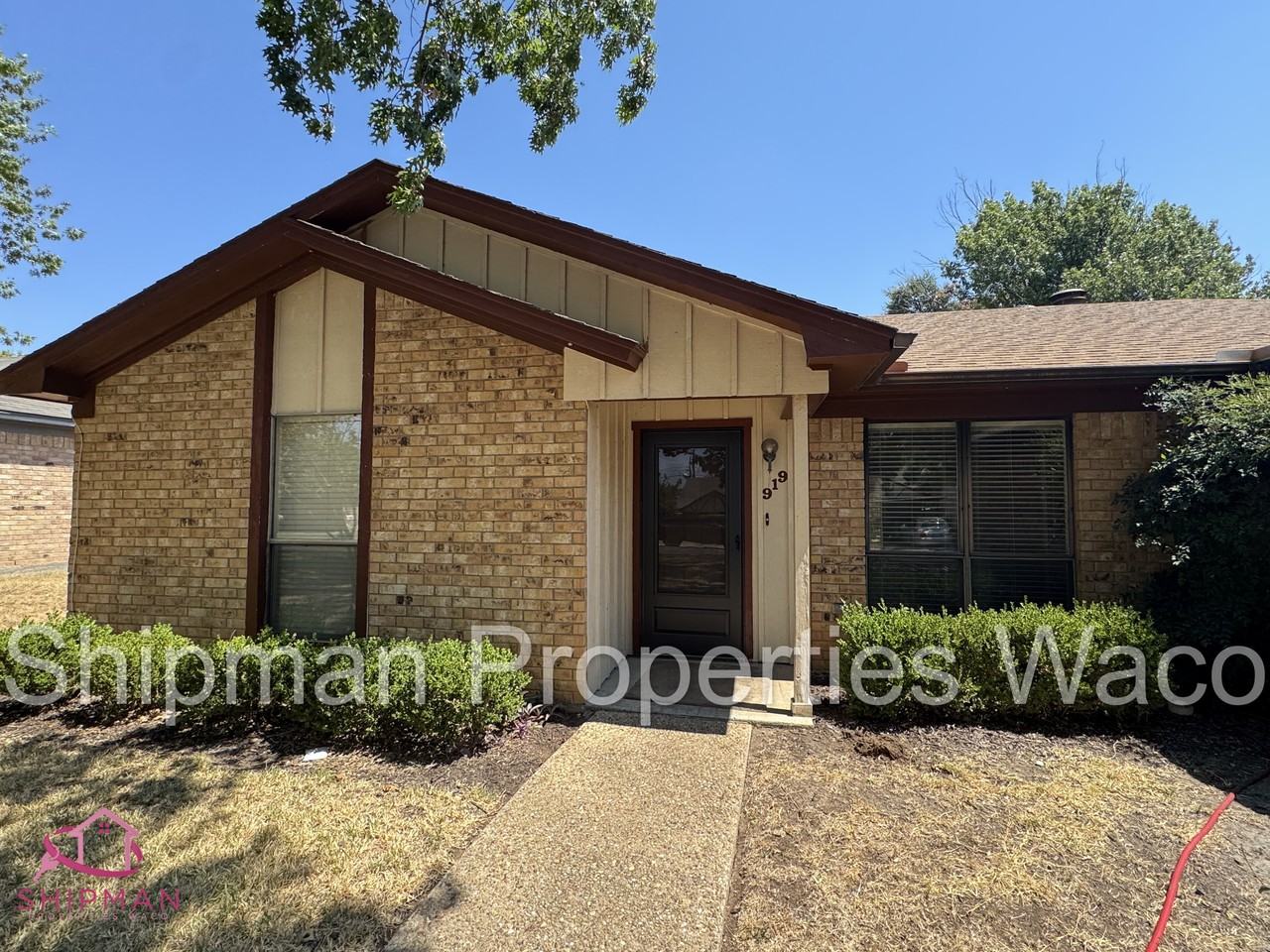 919 La Porte Dr #1 - Photo 4 of 27