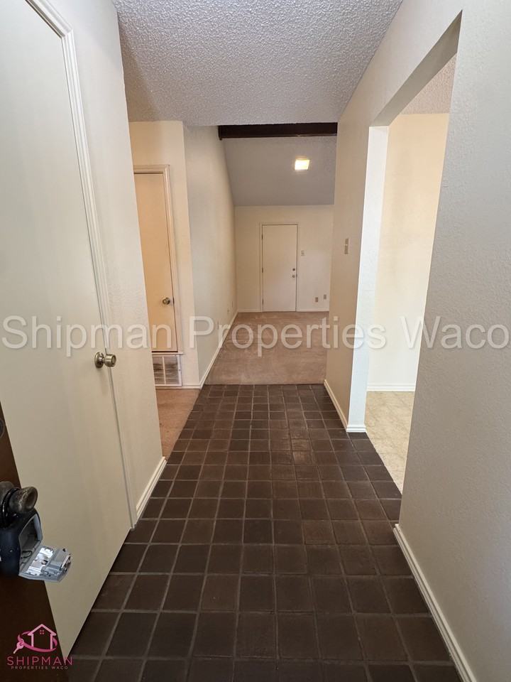 919 La Porte Dr #1 - Photo 5 of 27