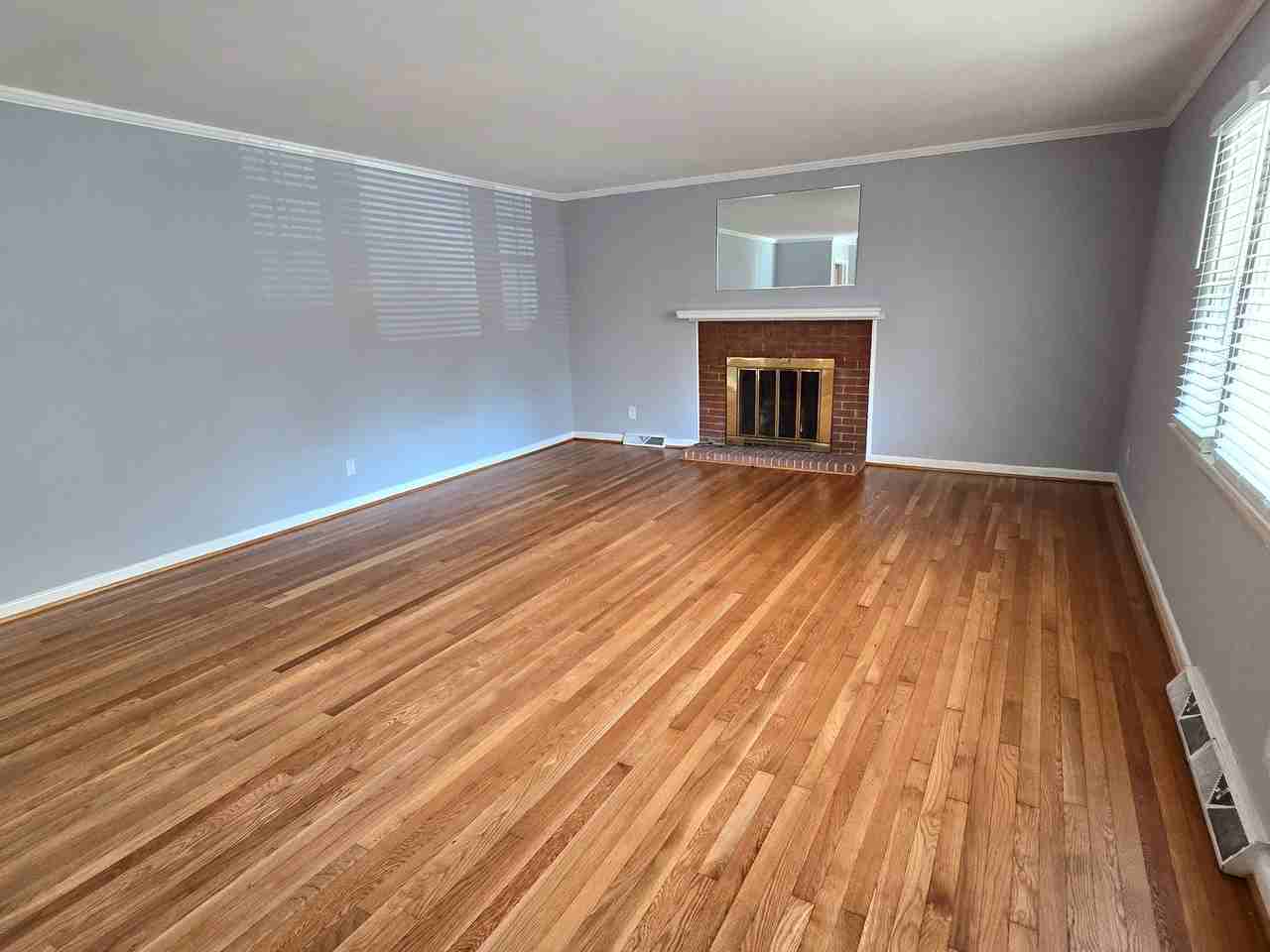 2402 Chatham Dr #1 - Photo 3 of 19